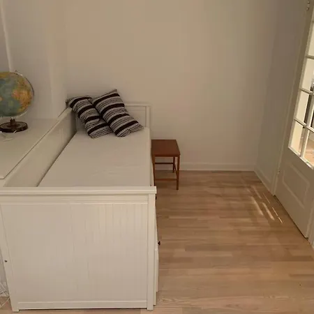 아파트 Entire 2-bedroom With Jacuzzi *